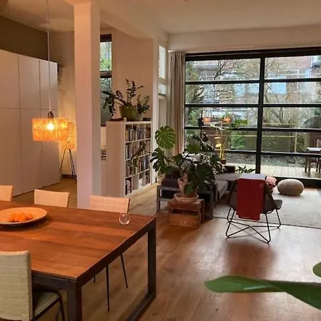 Apartment De Oude Bakkerij Fabriek, Industriele Prachtige Woning Rotterdam