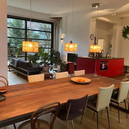 De Oude Bakkerij Fabriek, Industriele Prachtige Woning Apartment *