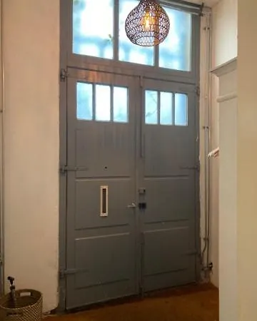 Appartement De Oude Bakkerij Fabriek, Industriele Prachtige Woning Rotterdam