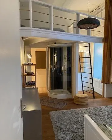 De Oude Bakkerij Fabriek, Industriele Prachtige Woning Apartment